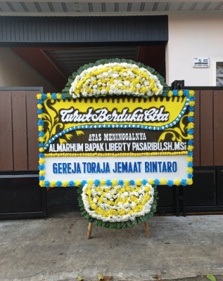 Papan Bunga Duka di Seri Kuala Lobam